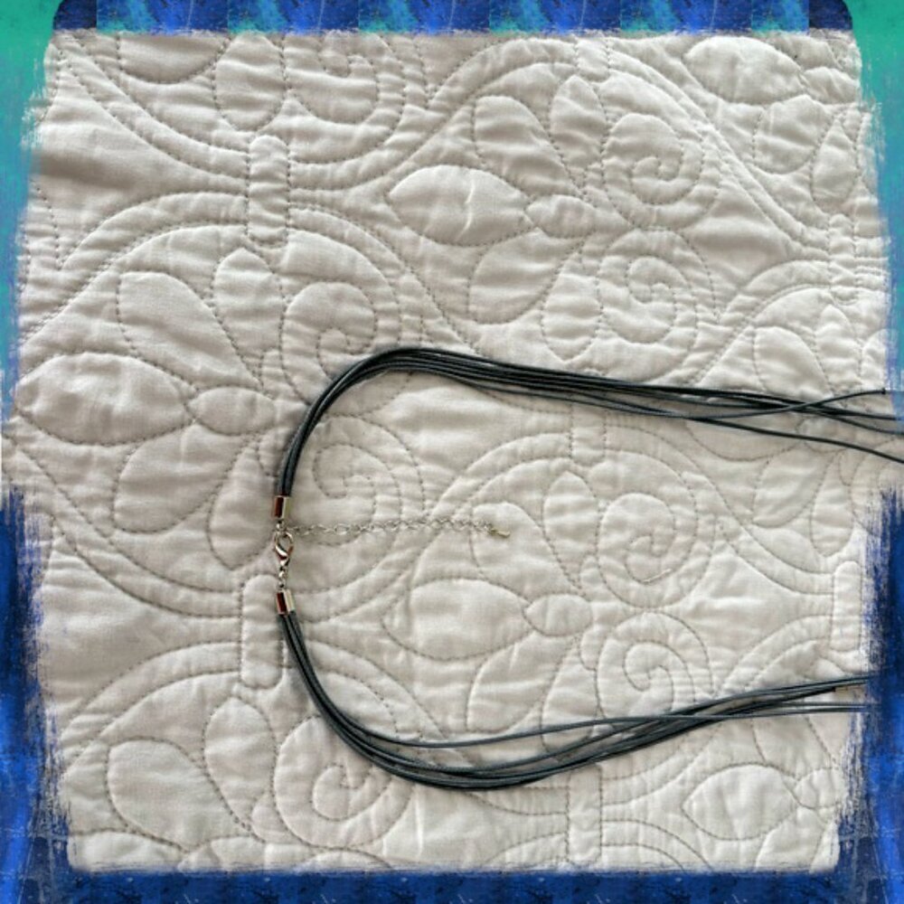 Elegant 5 Strand Gray and Silver 17-inch Silicone Cord Necklace - Picture 13 of 14